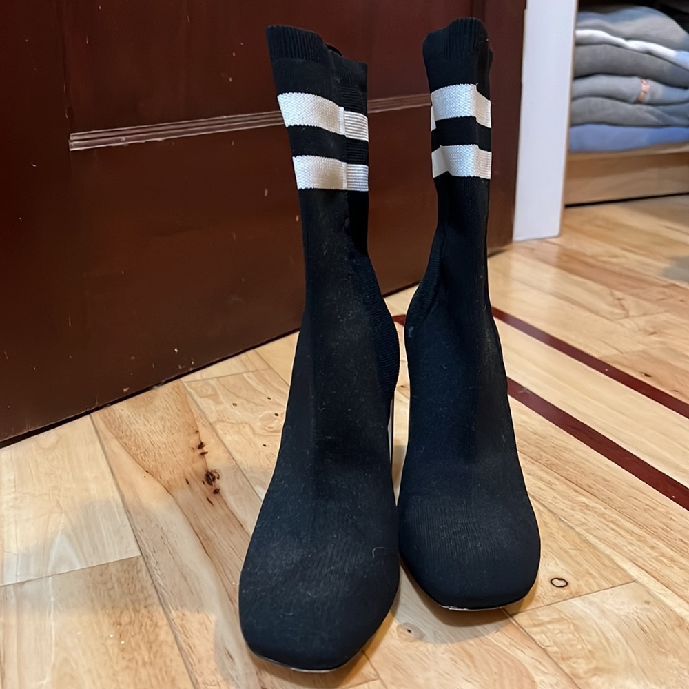Rag & bone stretch knit booties 37.5 boots - Picture 2 of 8